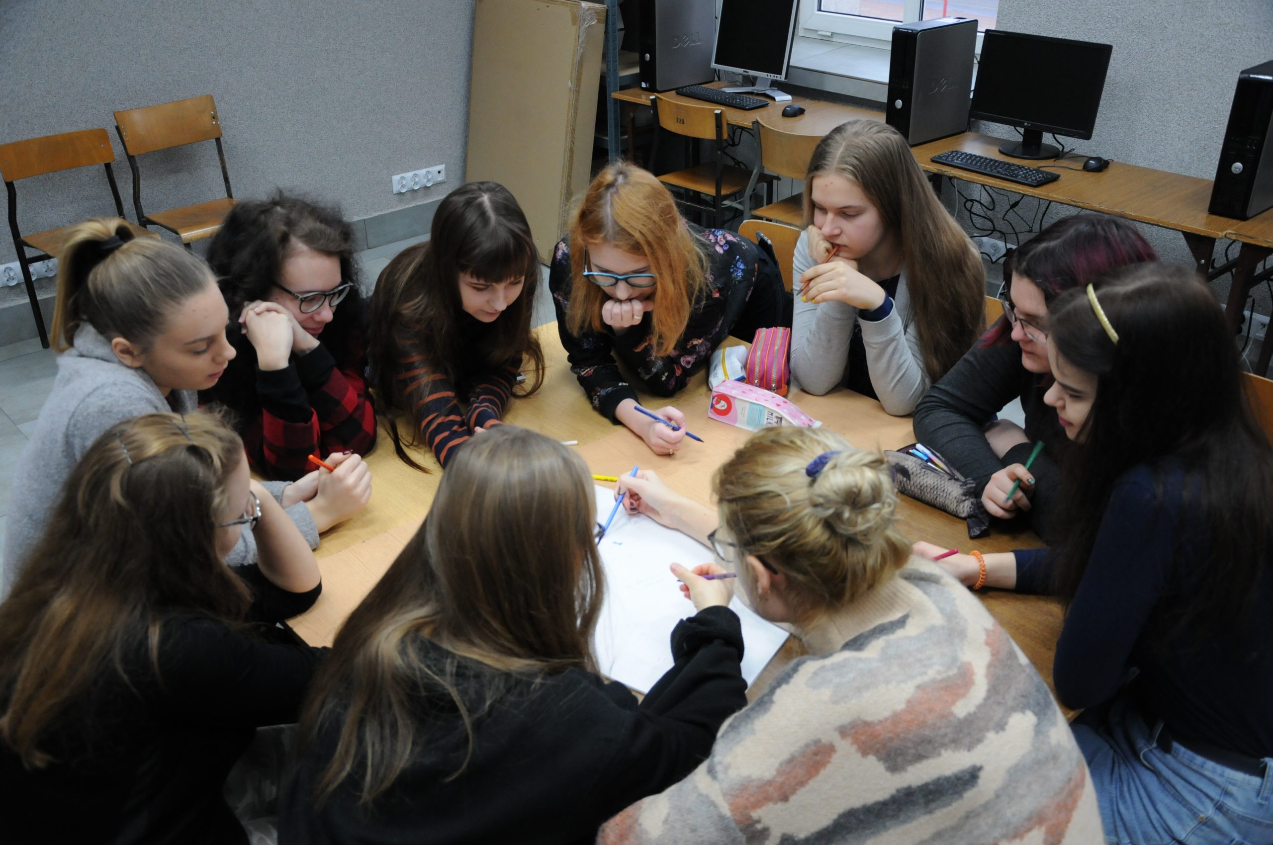 wspólny projekt 10 uczennic