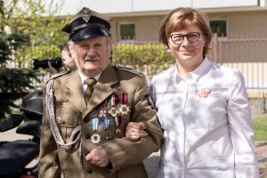 Ludwik Konopka (Prezes Związku Represjonowanych Politycznie Żołnierzy Górników), Barbara Zin-Dziedzic (Wicedyrektor ZSTiOzOI)